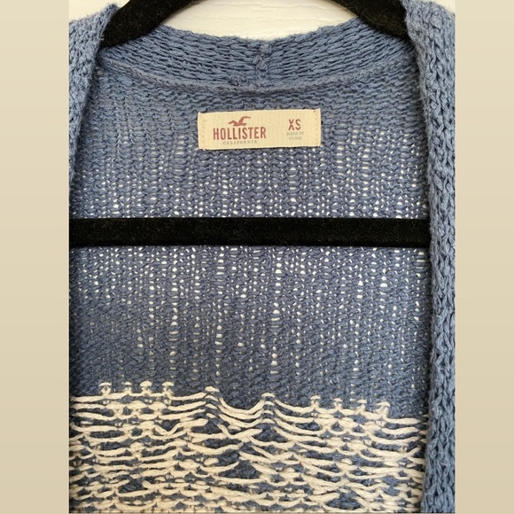 Women’s Hollister Geo Pattern Cardigan - Picture 3 of 5